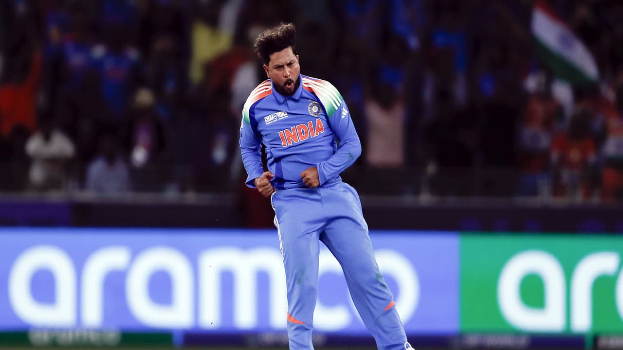 IND vs SA: De Kock's ton powers South Africa to 270 in 3rd ODI