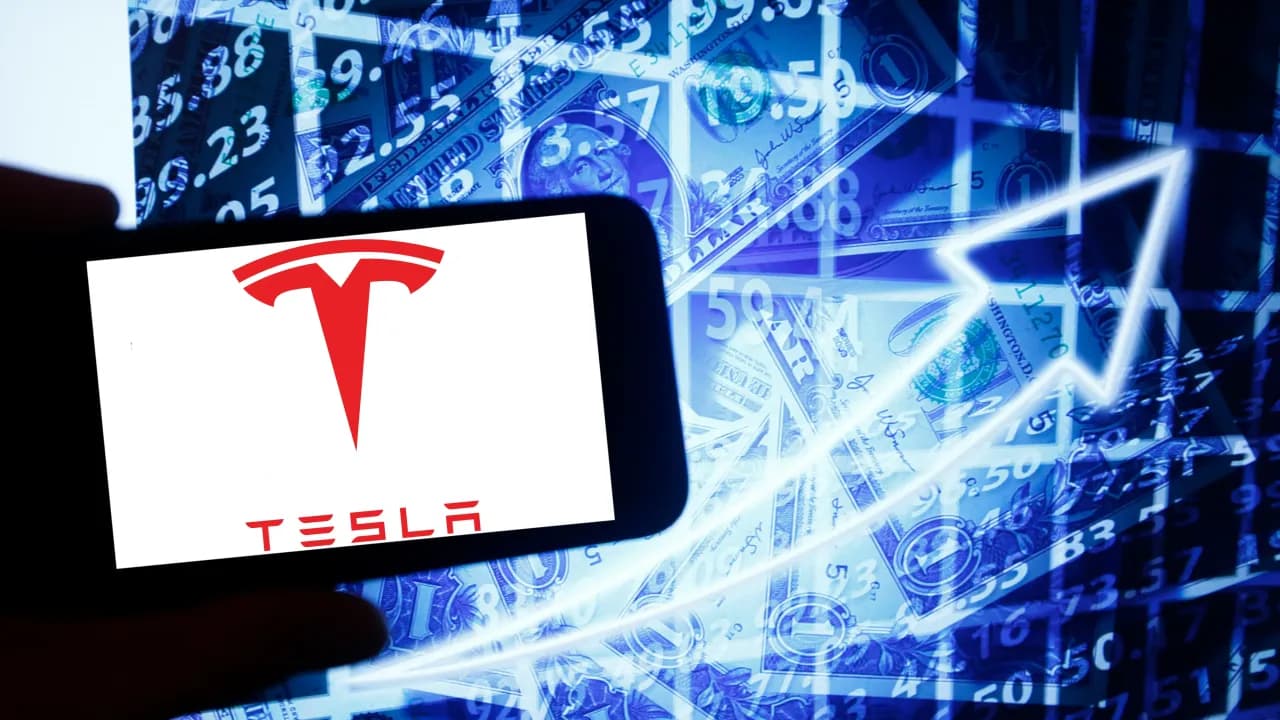 Tesla VP Of Finance, Engineer Who Developed OTA Feature Announce Exit Amid Other High-Profile Departures