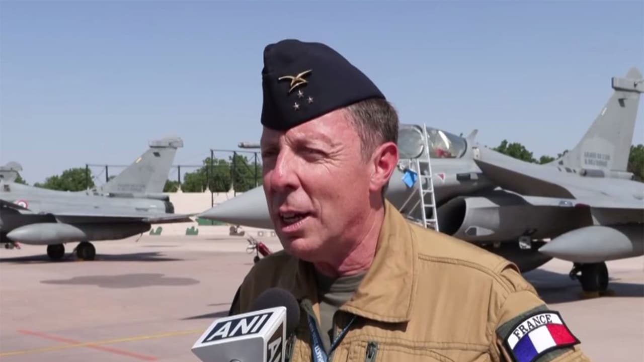 French Commander praises India's Tejas, reminds him of Mirage 2000