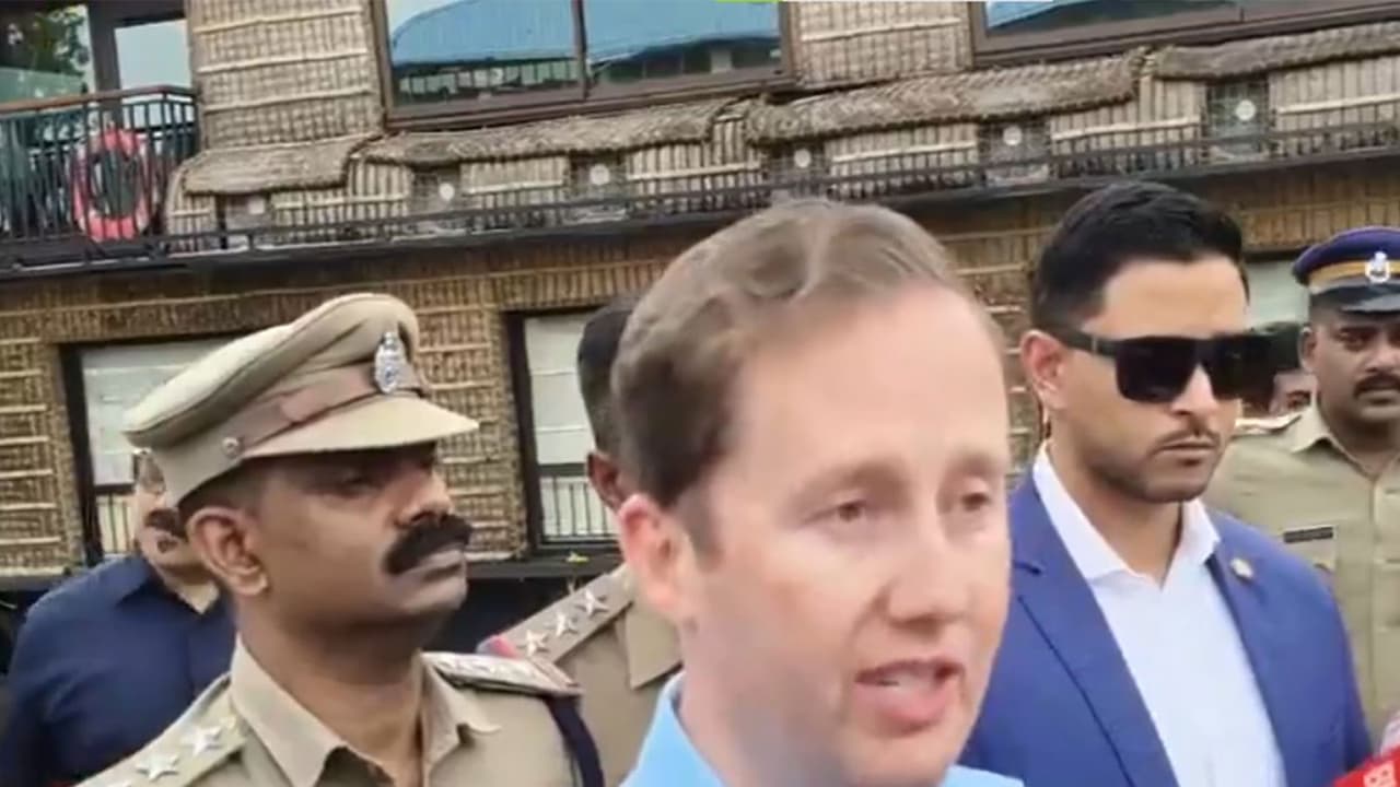 US Ambassador praises Kerala backwaters, meets with CM VD Satheesan