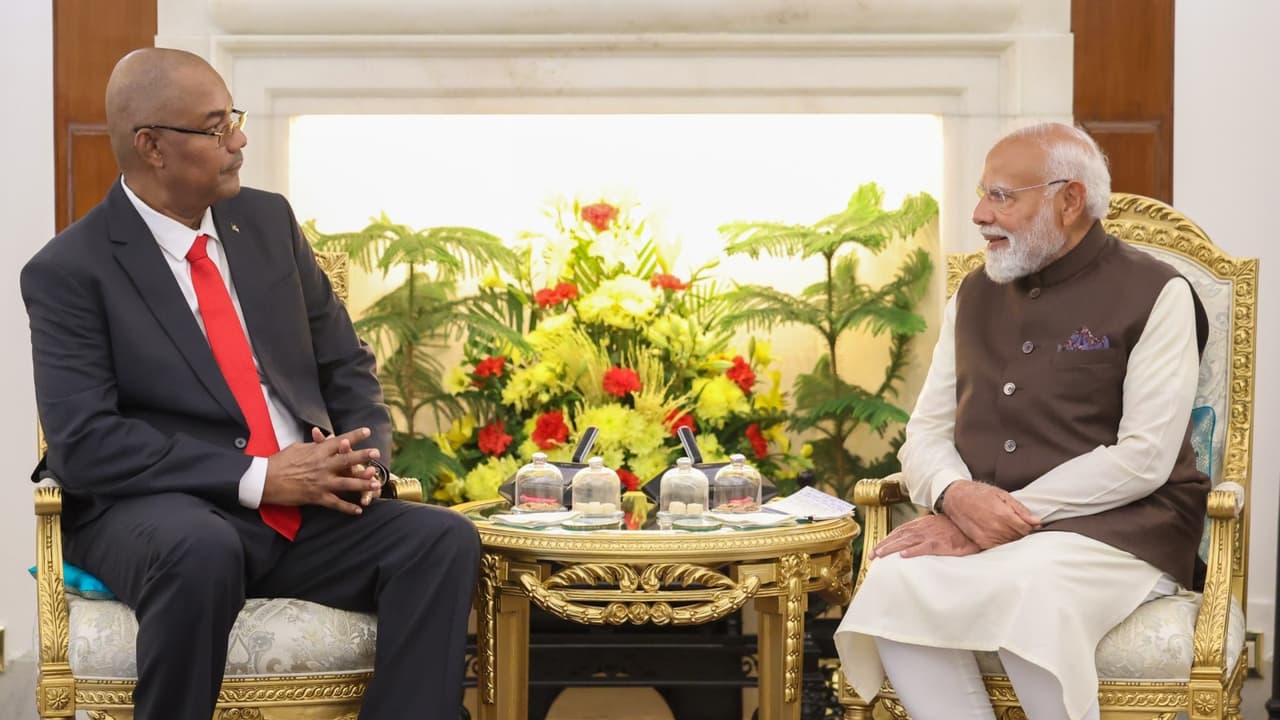 India, Seychelles adopt joint vision, Delhi gives $175M package