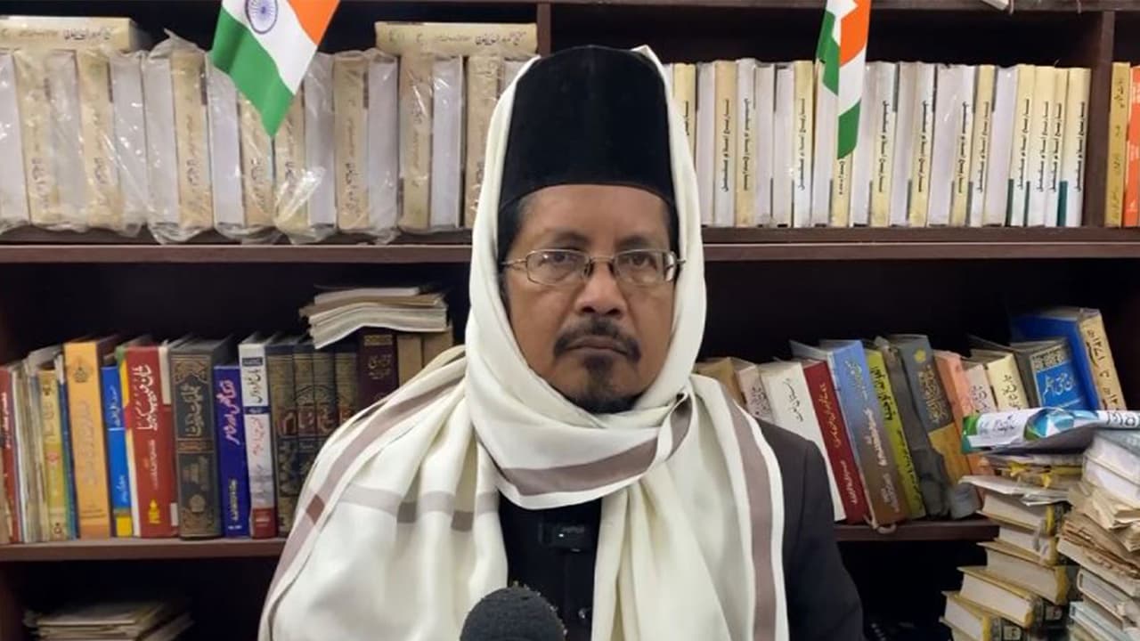 Muslim Leader Urges Govt to Make Cow National Animal for Social Harmony