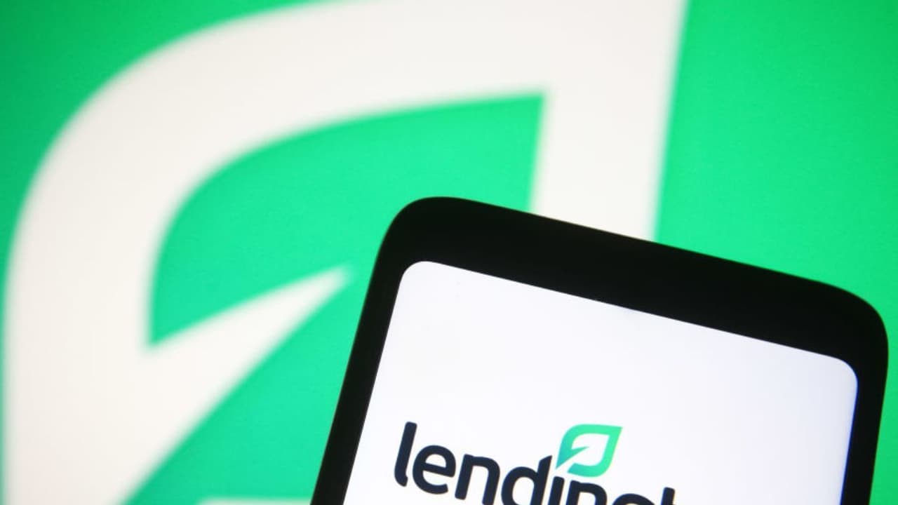 LendingTree Stock Soars After Q4 Profit Sails Past Expectations, Retail ...