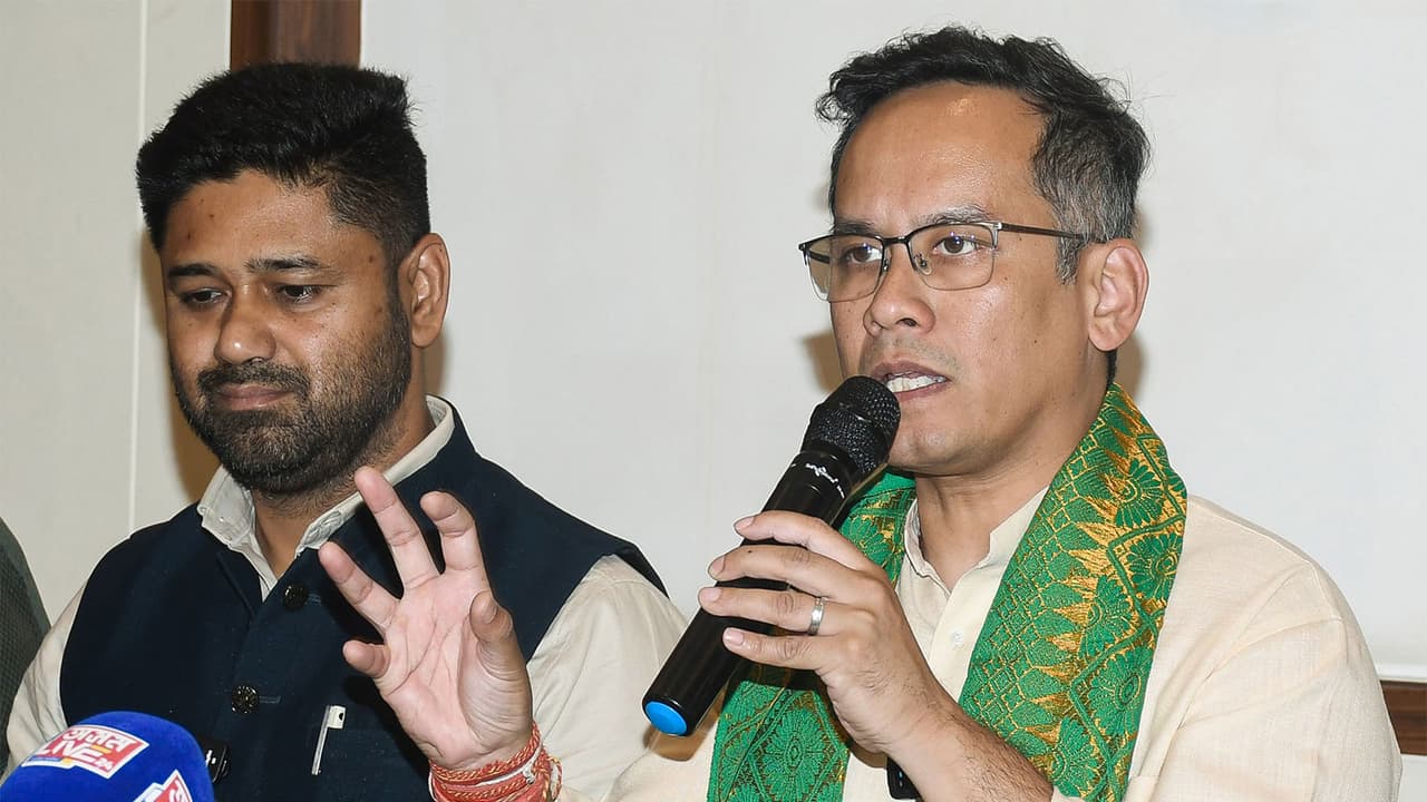 Gaurav Gogoi calls Sarma 'embarrassment', CM to file defamation case