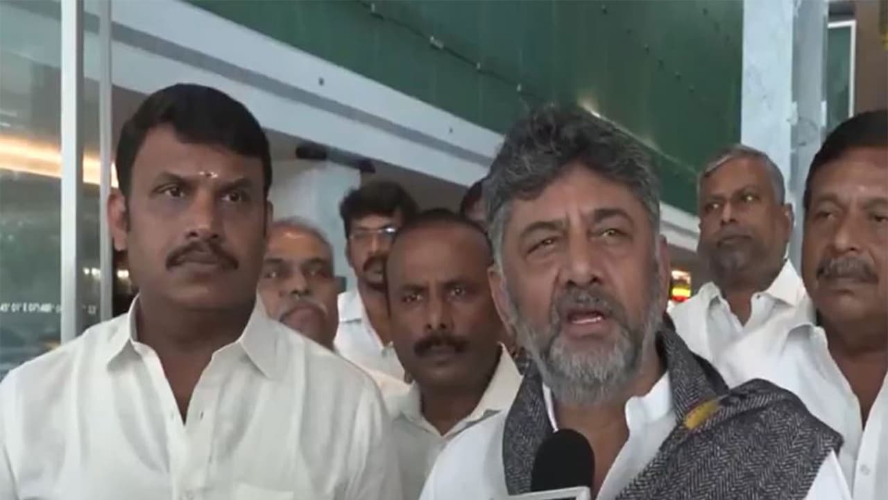 DMK-led alliance to win two-thirds majority in TN polls: DK Shivakumar