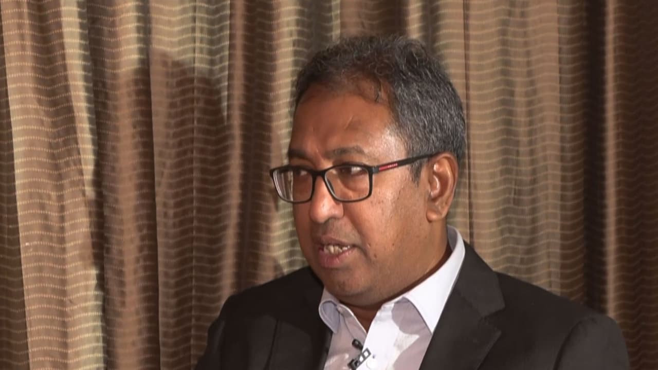 US Torpedoes Iranian Warship; Sri Lanka Rescues Survivors, MP Shocked