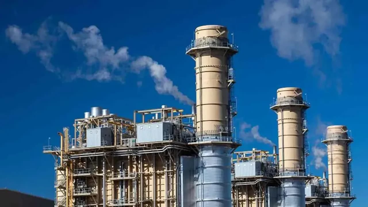 US Natural Gas Futures Decline To Over 3-Week Lows – KOLD Gains 13%