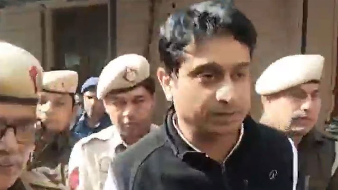 Delhi HC stays order suspending bail of IYC President Uday Bhanu Chib