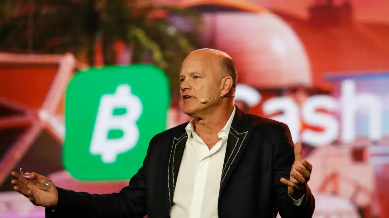 ‘Bitcoin in Consolidation’ – Galaxy’s Mike Novogratz Reportedly Sees Solana, Ethereum Taking Spotlight For Now