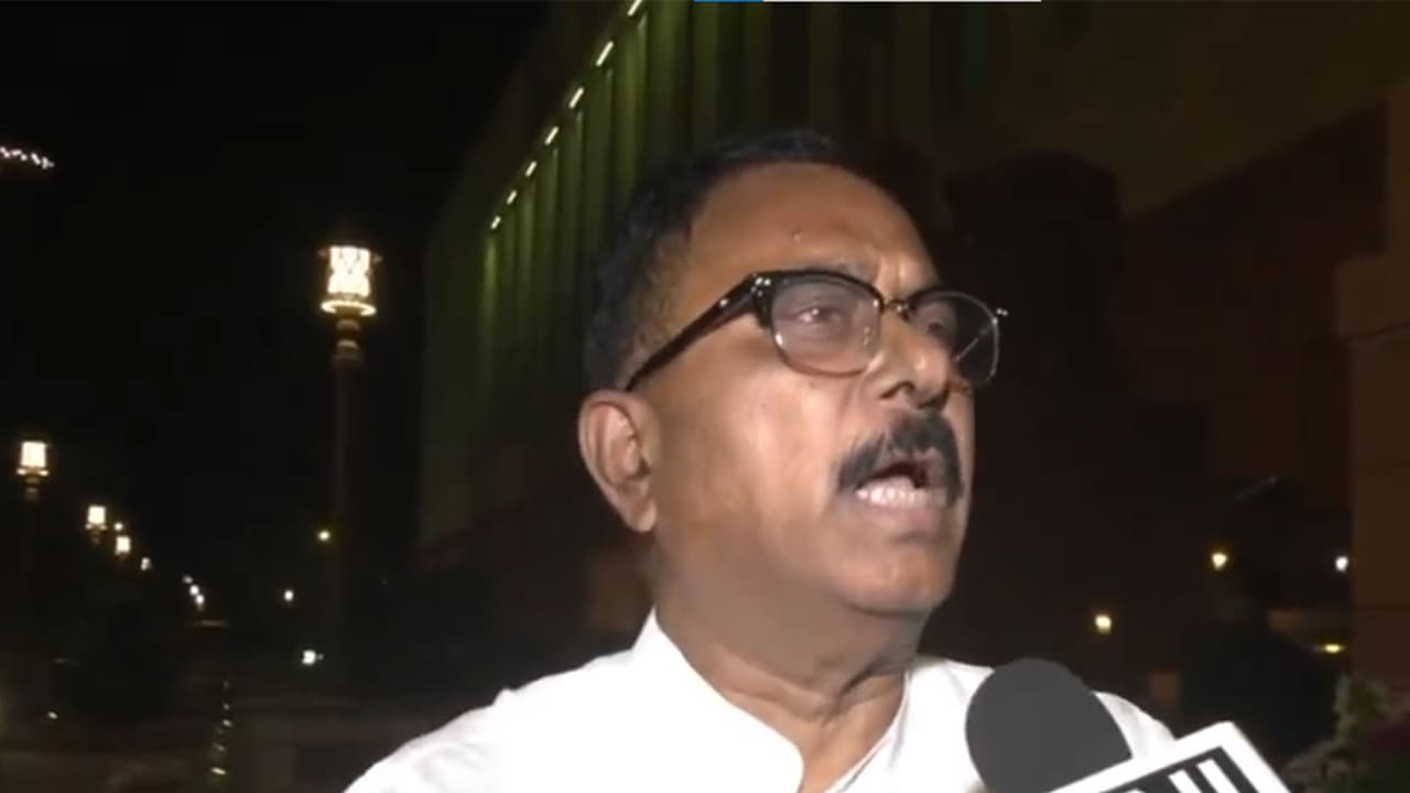 Congress to support Women's Bill only if delinked from delimitation