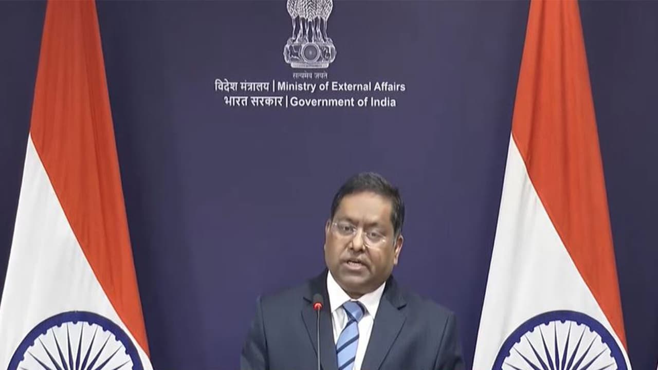 India, China discuss border peace, UNSC seat during strategic talks