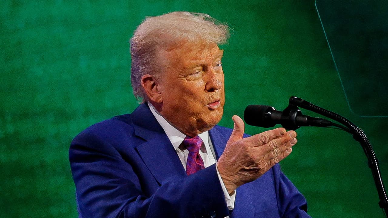 Trump urges Australia to grant asylum to Iran's women's soccer team