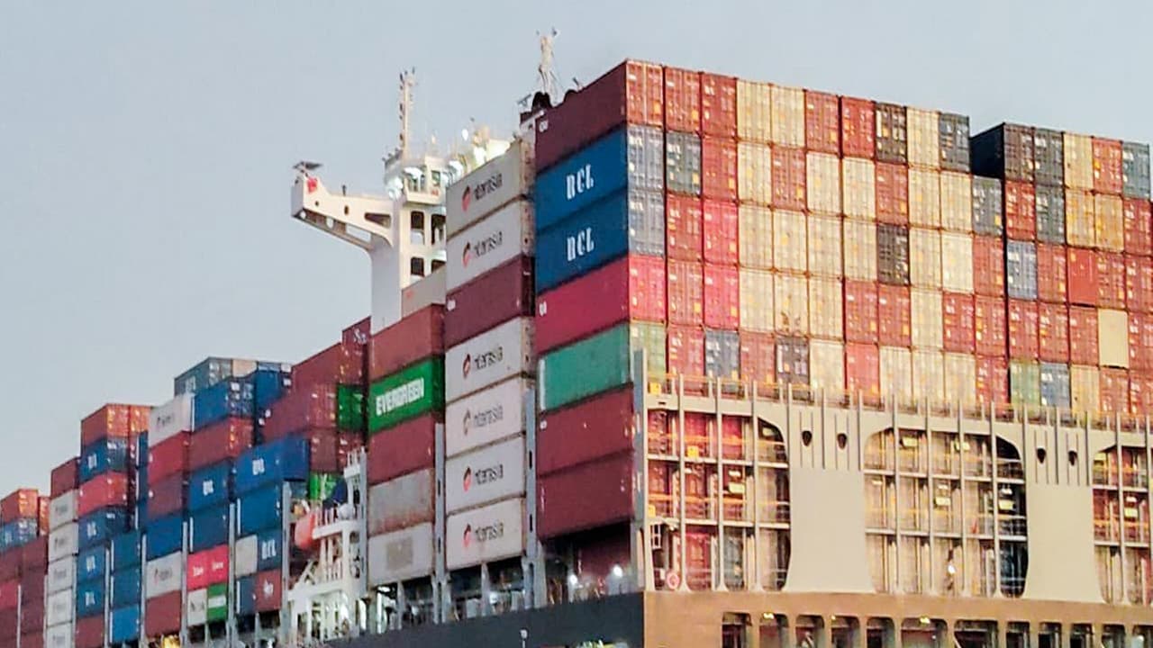 India tightens security for its ships, seafarers in Persian Gulf