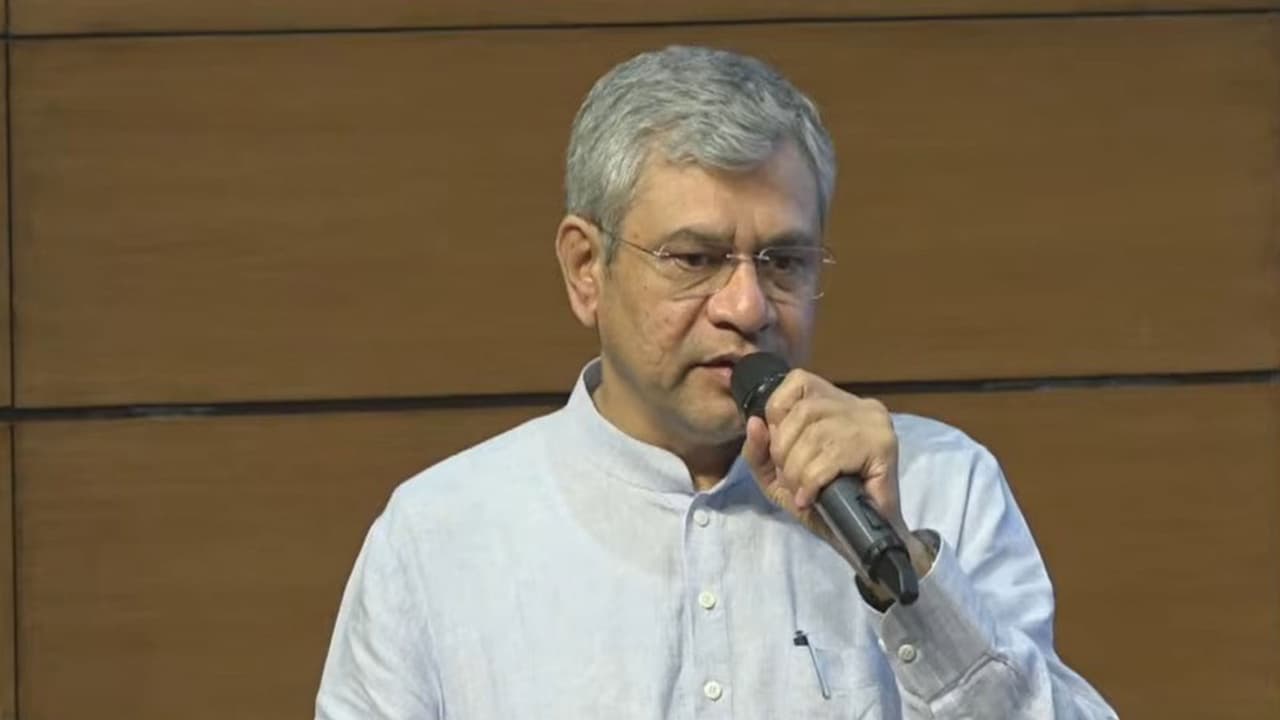 Cabinet approves 2% DA hike for central govt employees, now at 60%