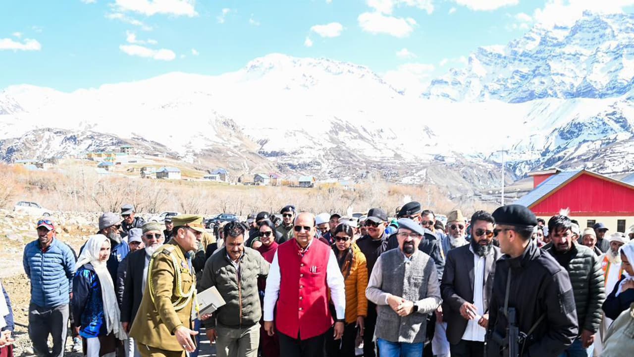 Ladakh LG inspects Zoji-La Tunnel, completion targeted for Feb 2028