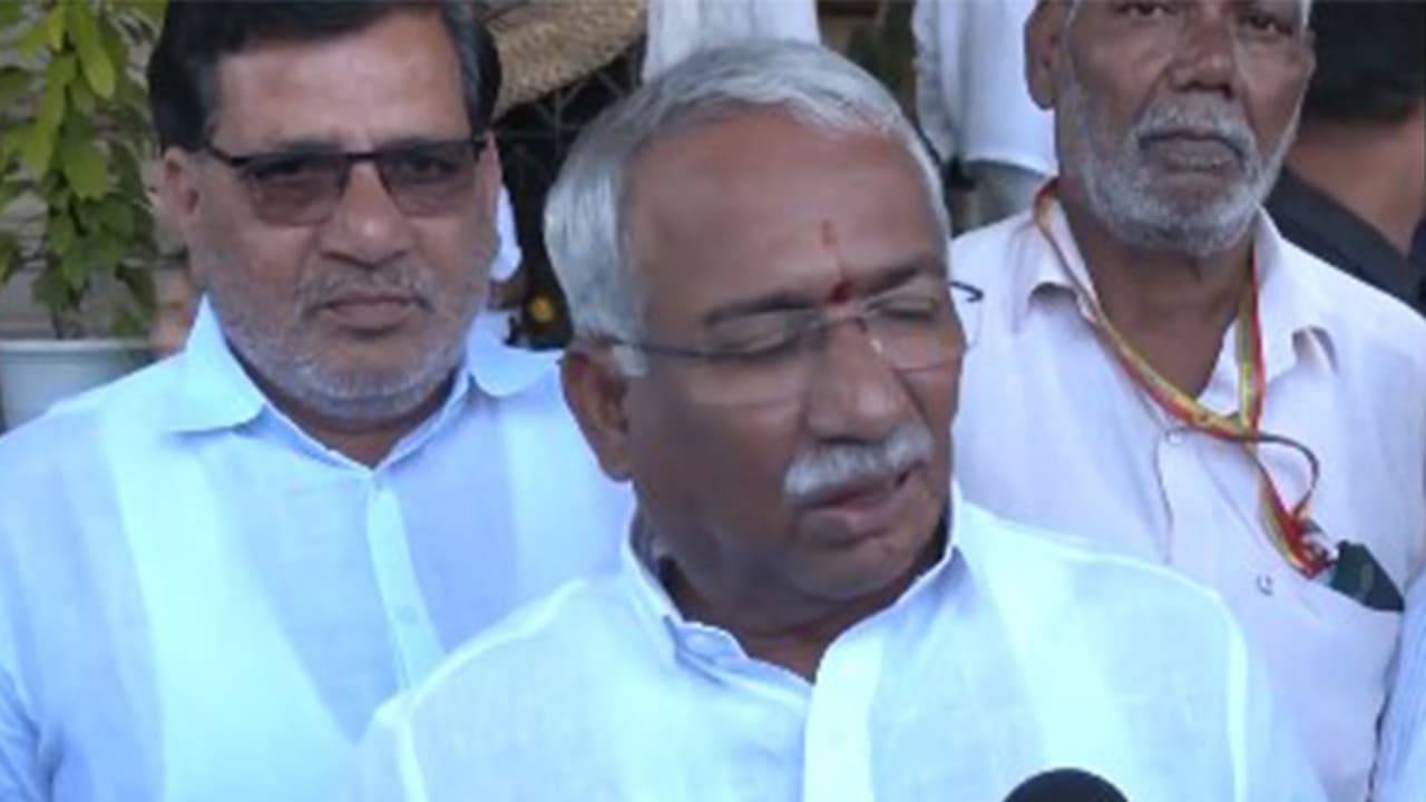 No evidence, will not resign: K'taka Minister Timmapur hits back at BJP