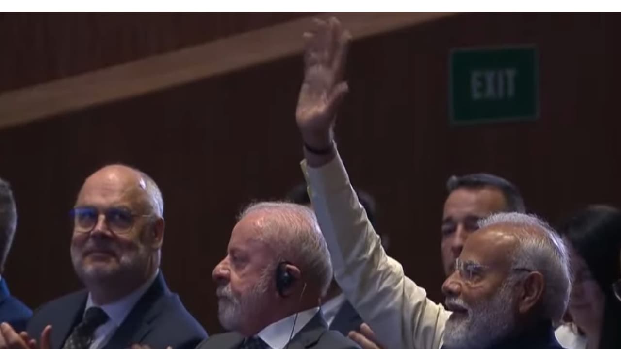 PM Modi, Brazil's Lula Share Warm Moment at India AI Impact Summit