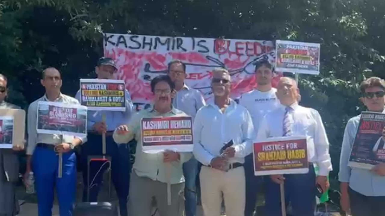 Kashmiri diaspora protests in Bradford against Pak's PoJK repression