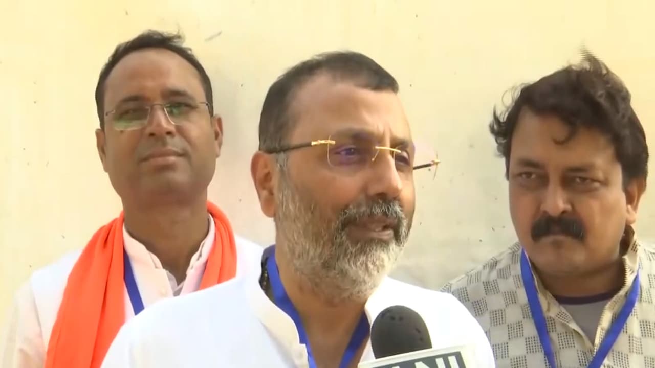 Dubey: Indira Gandhi compromised security for vote bank politics