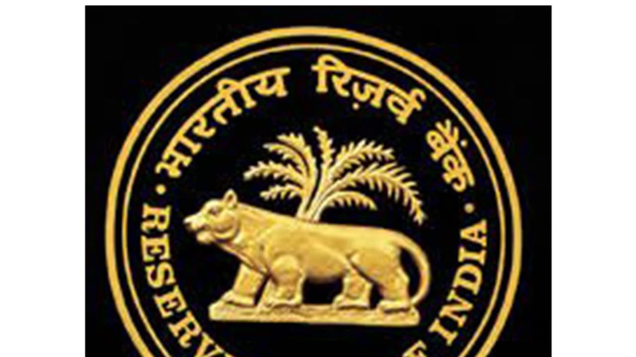 Nearly 100% of Indian villages have banking outlets: Finance Ministry