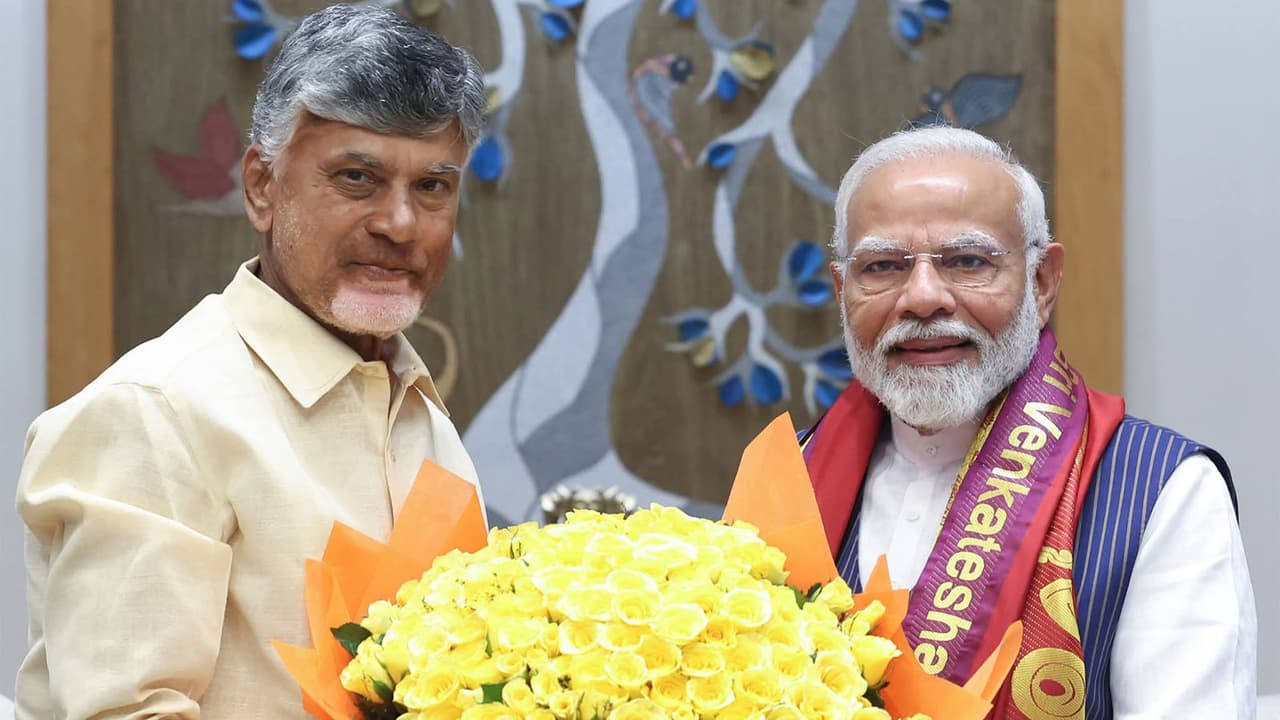 'Historic Milestone': Naidu hails Modi as India's longest-serving leader