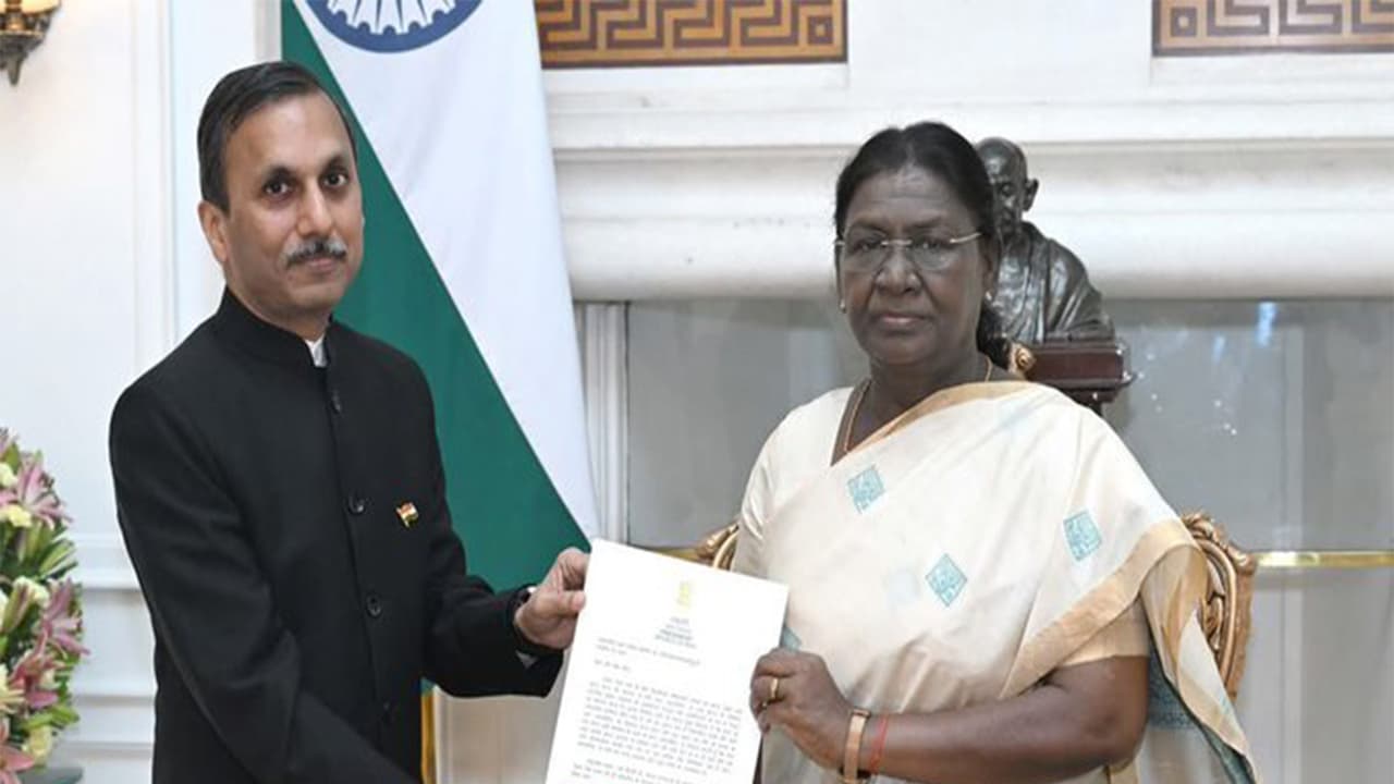 New Indian envoy to Thailand meets President; Navy ship departs Phuket