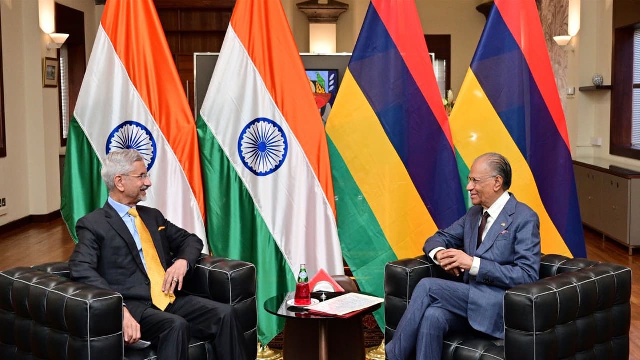 Jaishankar meets Mauritius PM, hails 'remarkable progress' in ties