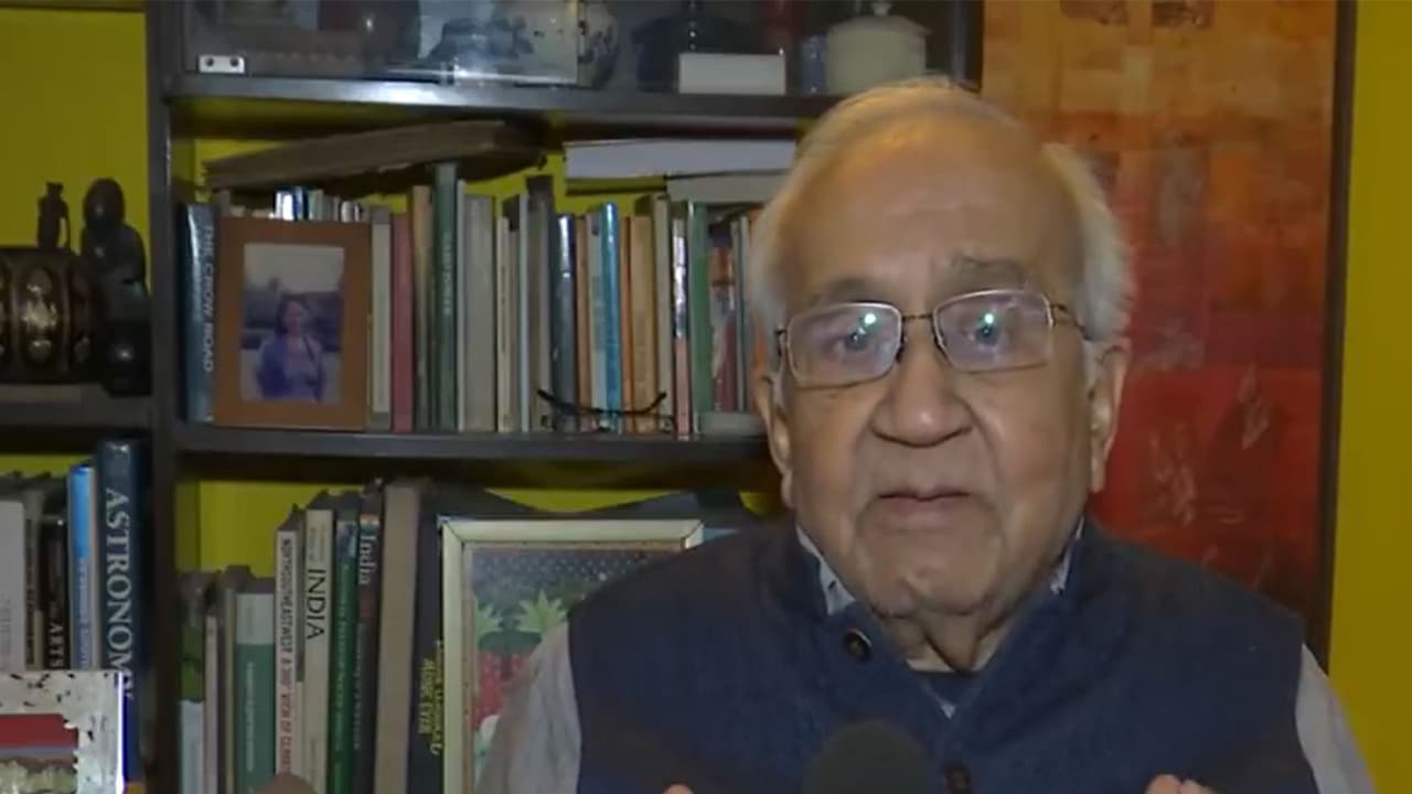 India's Q2 GDP Growth Surges to 8.2%, Economist Hails Achievement