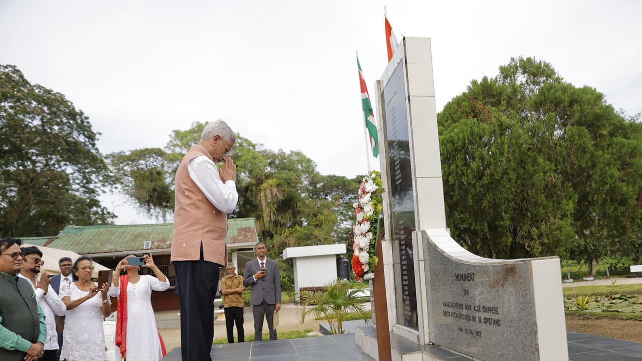 Jaishankar honours 1902 uprising heroes in Suriname's Mariënburg
