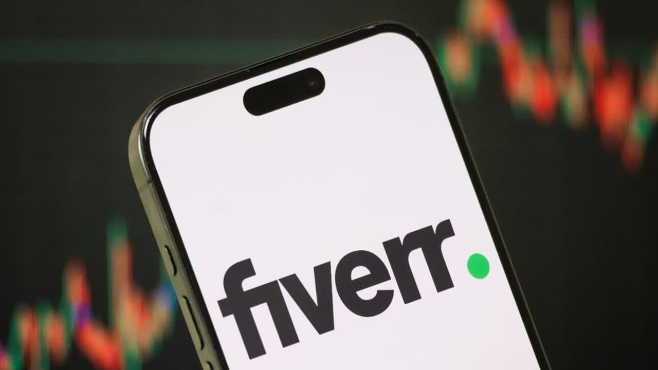 FVRR Stock Slumps Pre-Market As FY26 Outlook Misses Estimates — Fiverr Flags 'Uncertainty' Around External Market Conditions