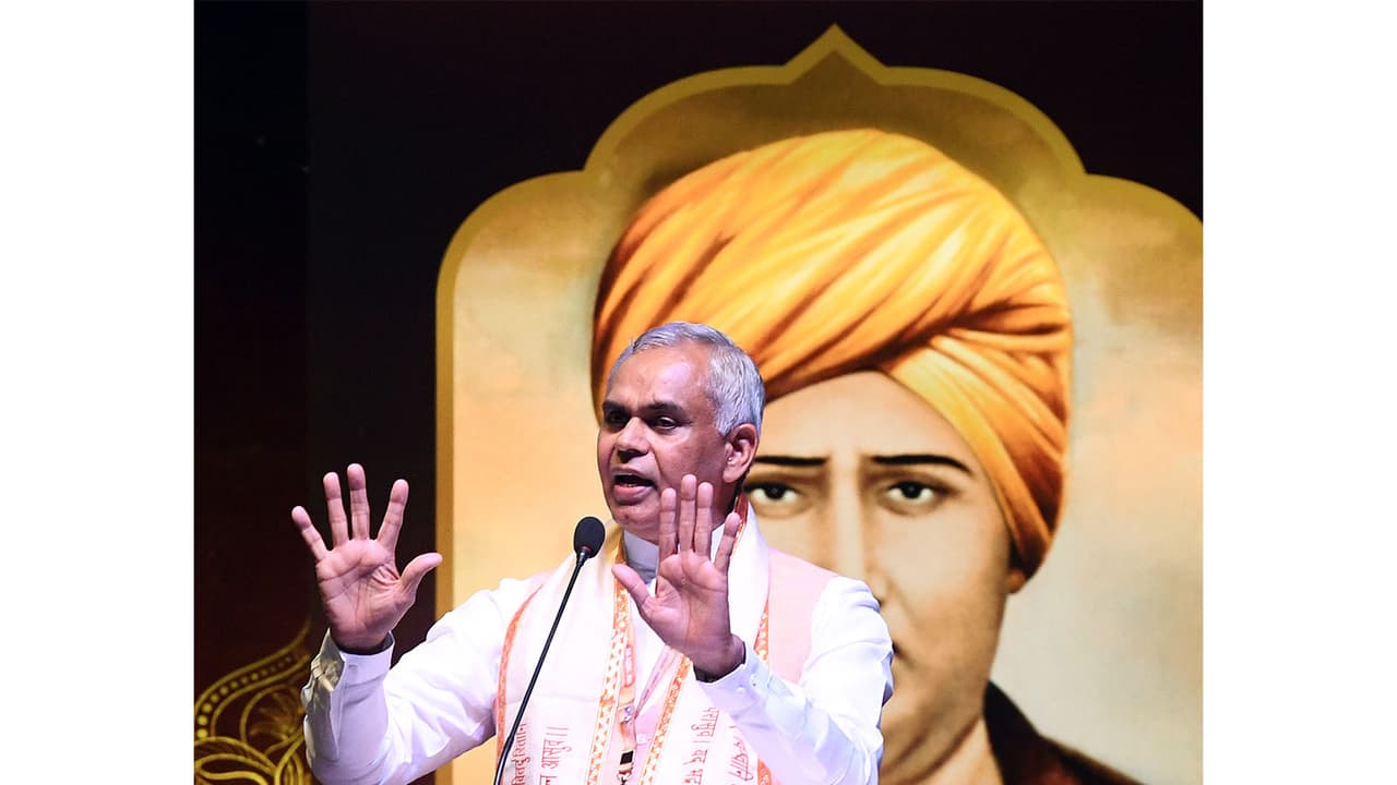 Gujarat's 77th Republic Day: Governor to unfurl flag in Vav-Tharad