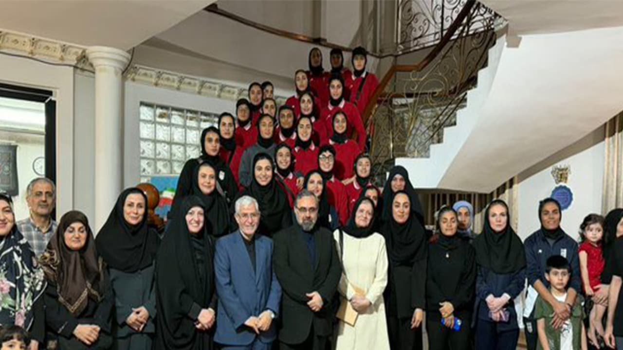 Iranian Women Soccer Players Withdraw Asylum Bid, Go to Embassy in Malaysia