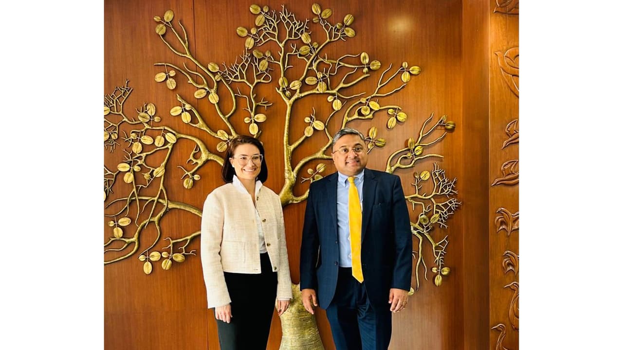 India, Hungary review entire spectrum of engagement in 11th FOC