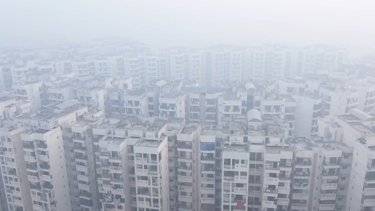 Delhi's air quality worsens to 'very poor', GRAP stage 3 reimposed