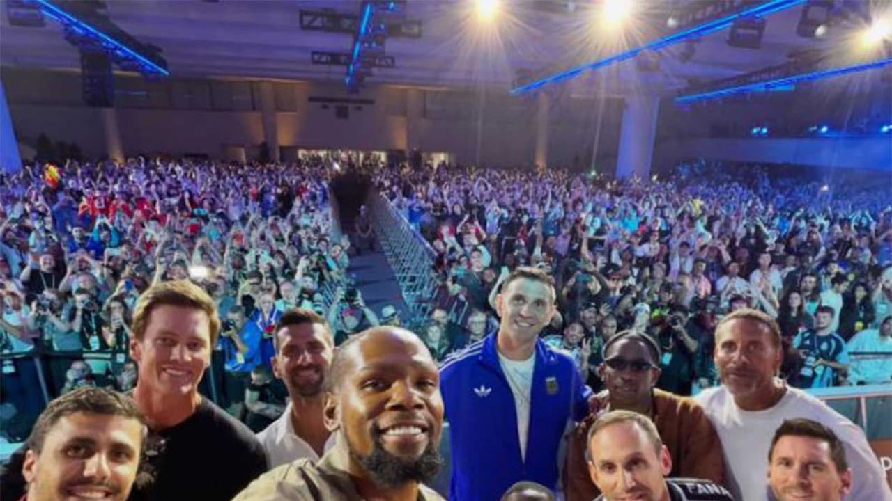 Messi, Brady, Djokovic join epic selfie before FIFA World Cup 2026 final