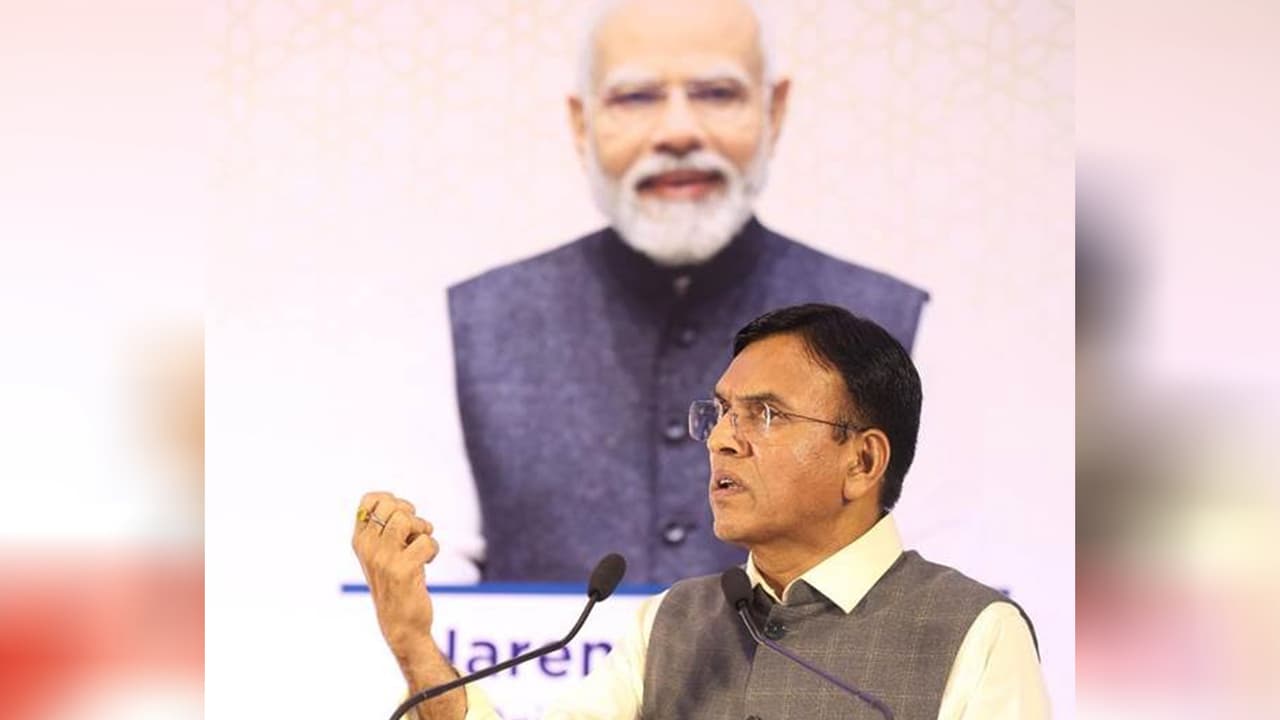 Rohit Shetty, Saina, Harbhajan new Fit India Icons at Mumbai conclave