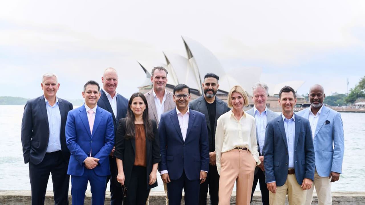 Steve Waugh, Glenn Maxwell to own teams in new European T20 League