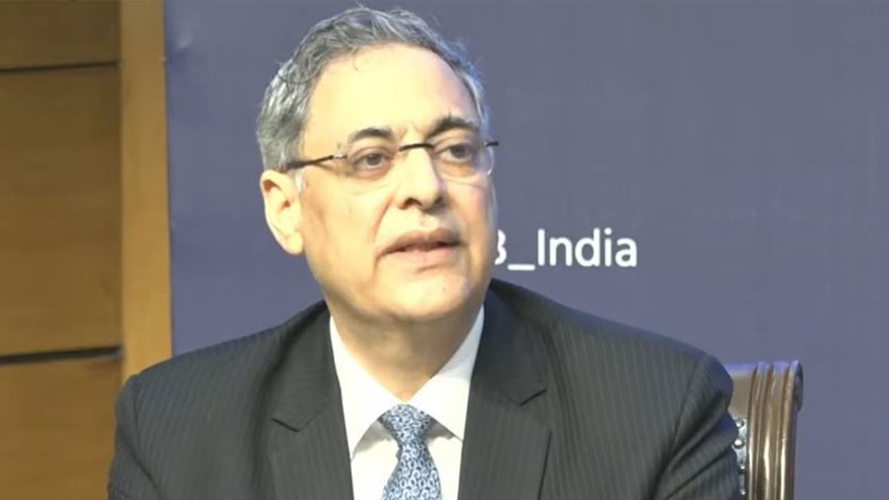 MEA: 9,84,000 Indians return home amid West Asia security crisis ...