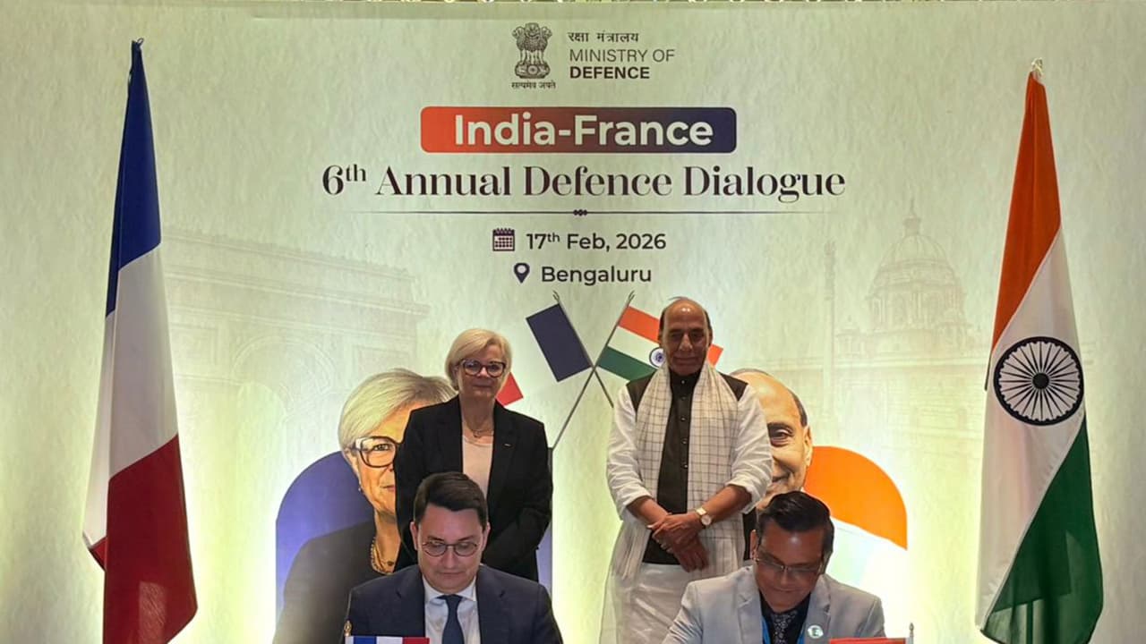 India, France sign MoUs on Hammer missiles, 10-year defence pact