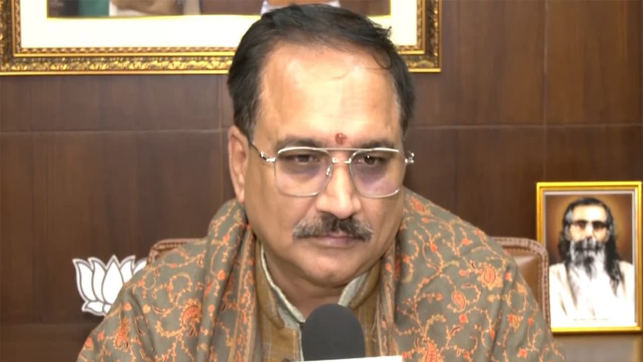 Delhi BJP chief slams AAP's Saurabh Bhardwaj over pollution remarks