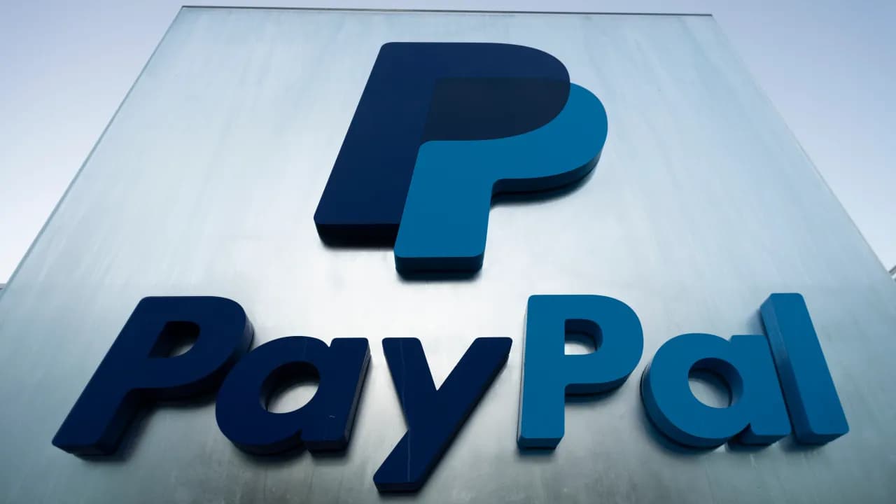 What’s Behind Mizuho’s Slew Of Price Target Cuts On Fintech Stocks?
