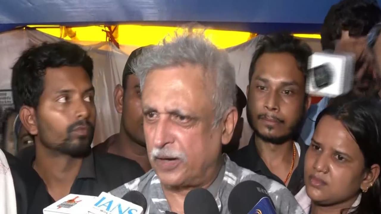 'I saw their tears': Piyush Mishra joins JPSC-JSSC protest in Ranchi