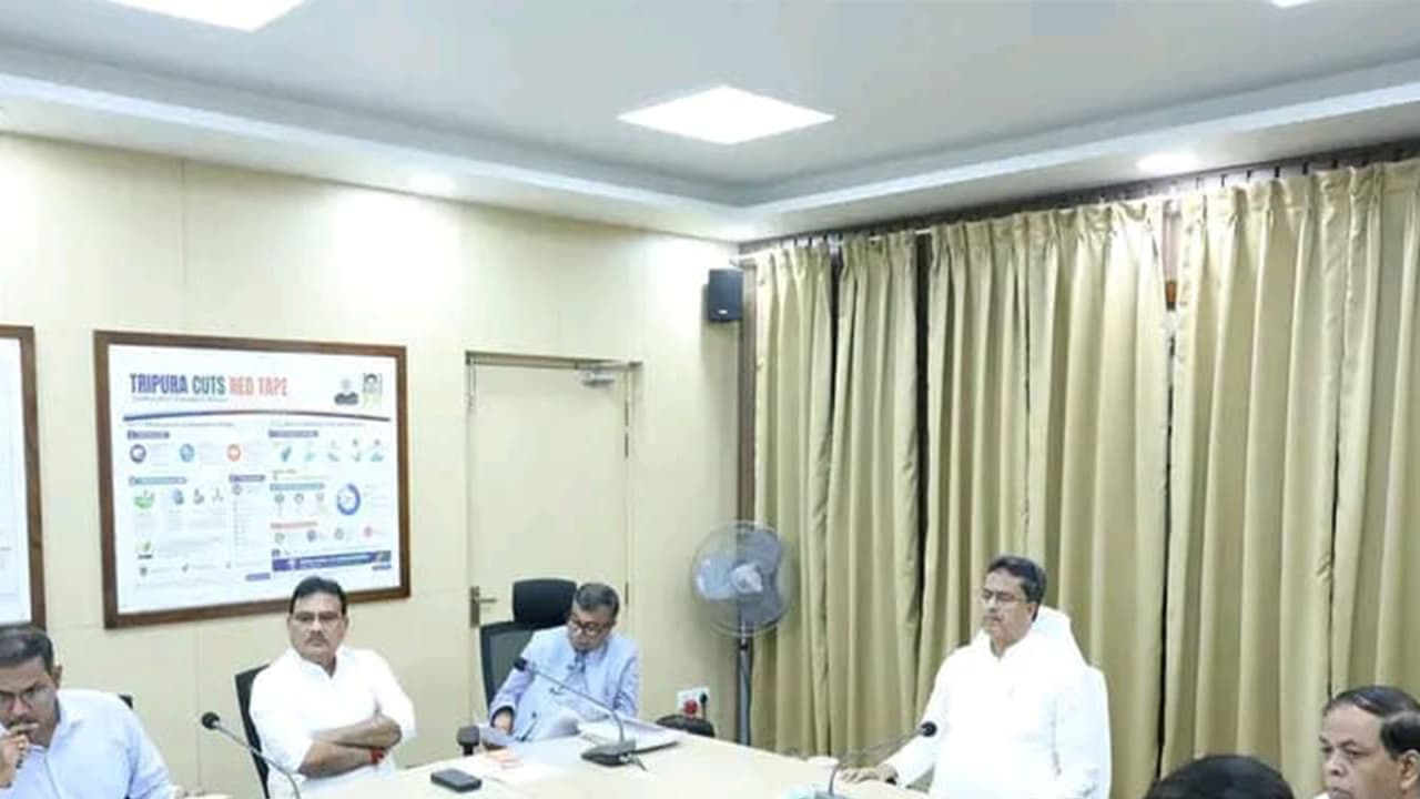 Tripura CM Manik Saha chairs high-level meeting on power, infra