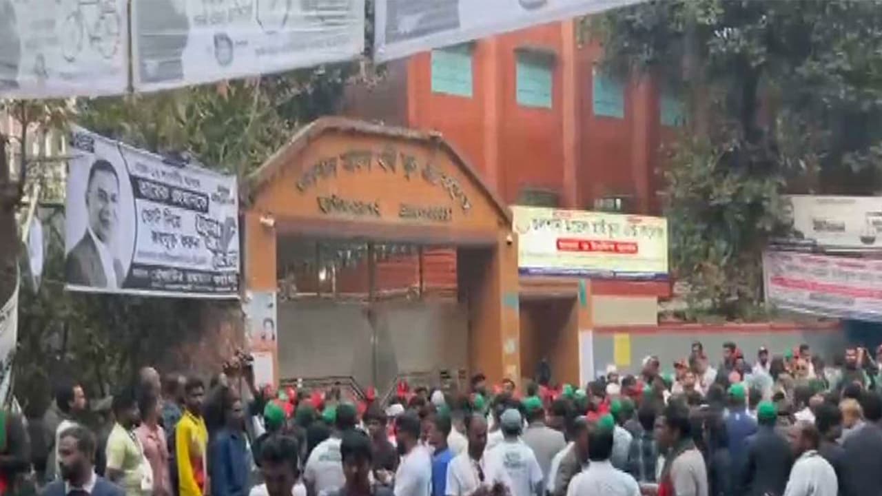 Bangladesh Polls: Voting Underway Smoothly, 32.88% Turnout by Noon