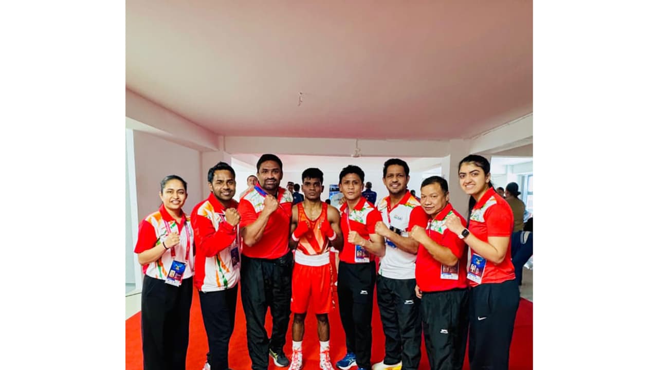 Asian Boxing: Vishvanath wins gold as India bags 16 medals in total