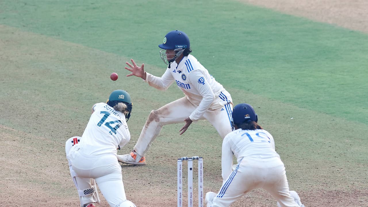 Sutherland's heroics put Australia in command against India on Day 2