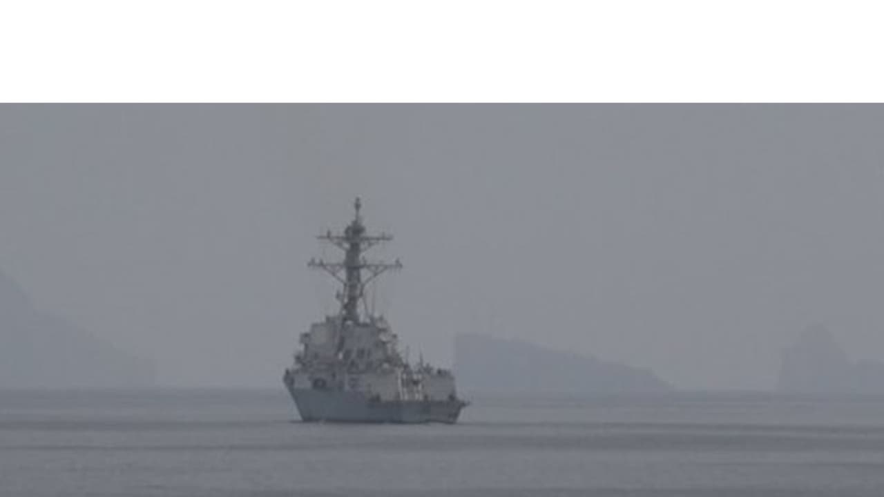 US Deploys 15 Warships to Middle East for Potential Iran Blockade