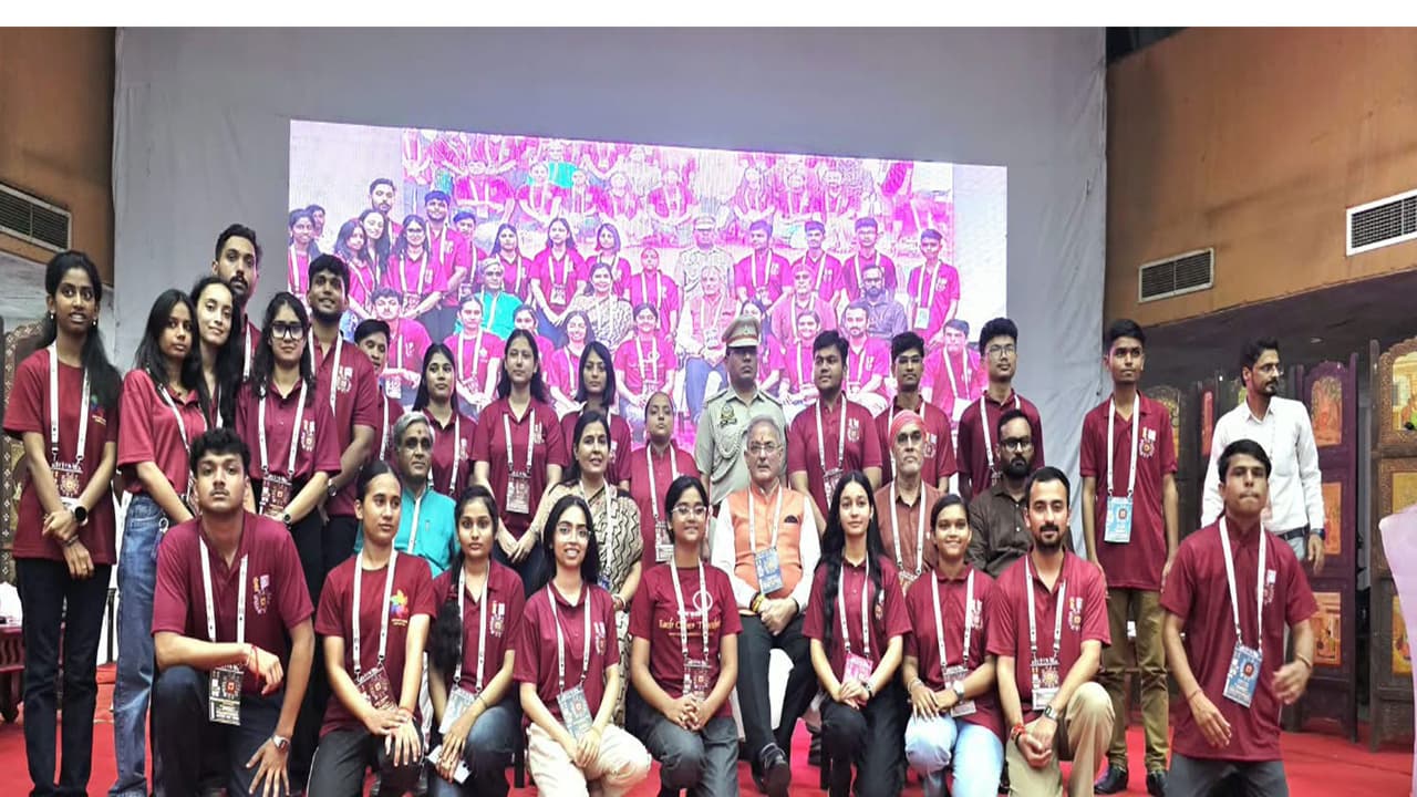 HP Governor urges youth to uphold Constitution, aid nation-building