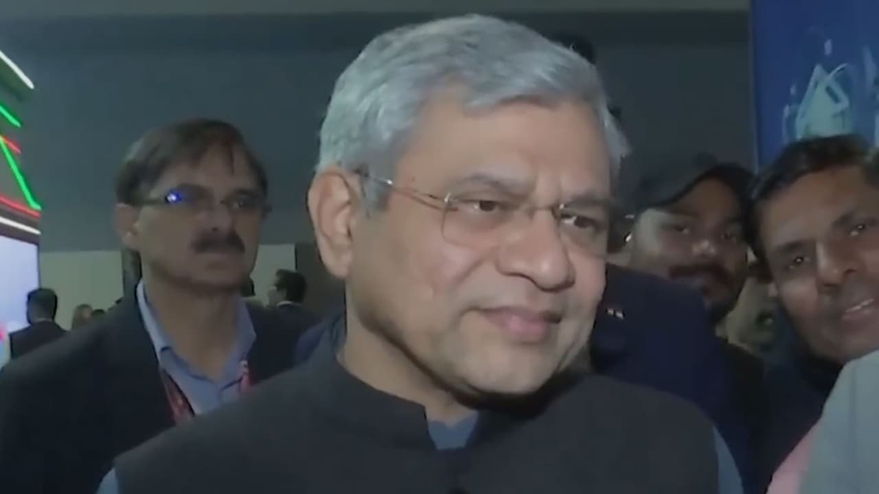 Keep AI Summit above politics: Vaishnaw slams Congress protest