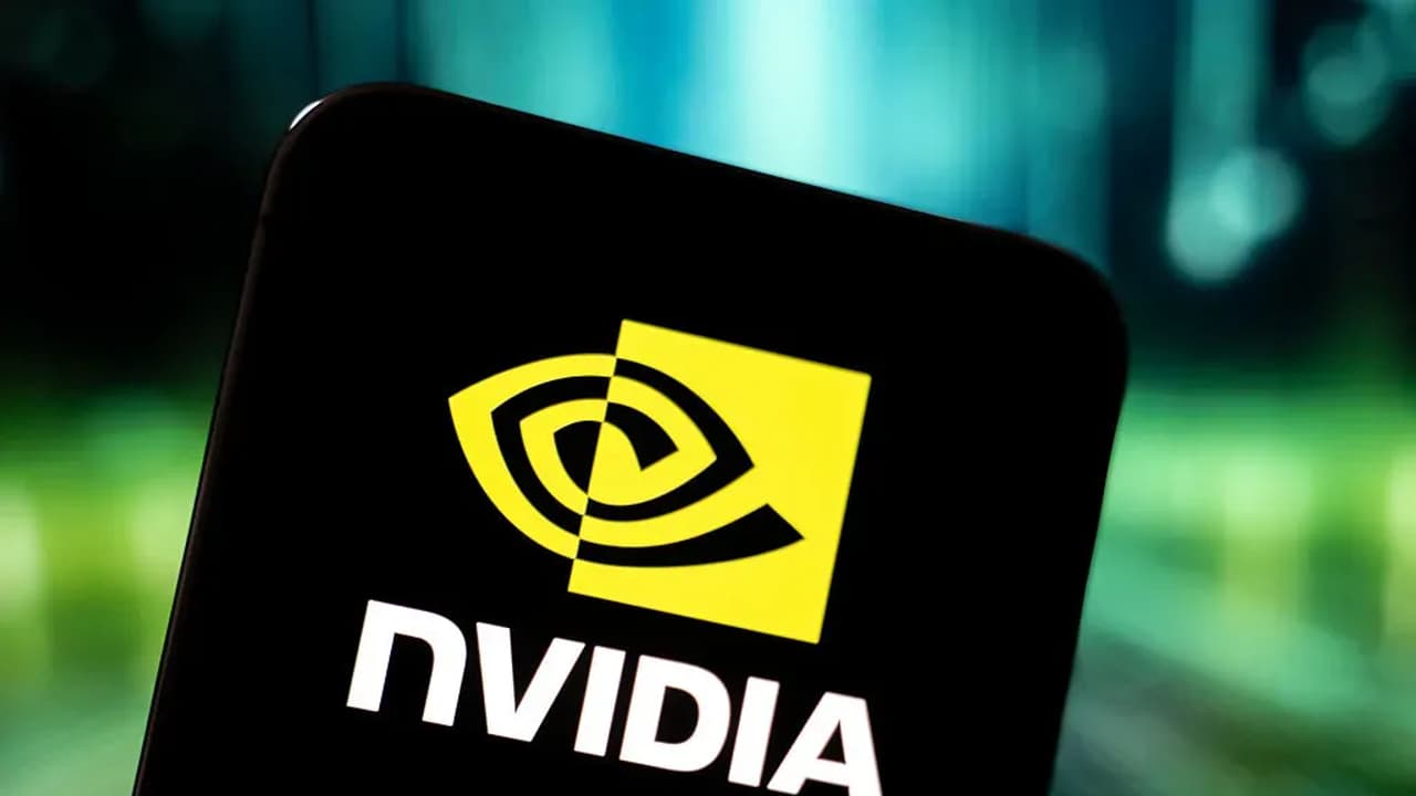 Nvidia, Broadcom Reportedly Among Bank Of America’s 2026 AI Favorites –  Analyst Forecasts 50% YoY Growth For AI Semiconductors